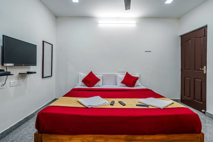 Room 10 of 17