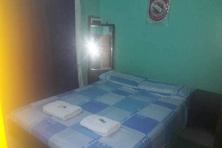 Room 4 of 8