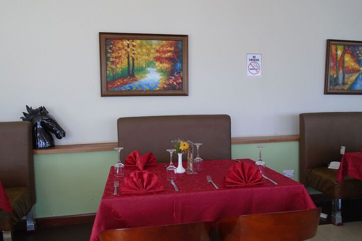 Dining 37 of 53