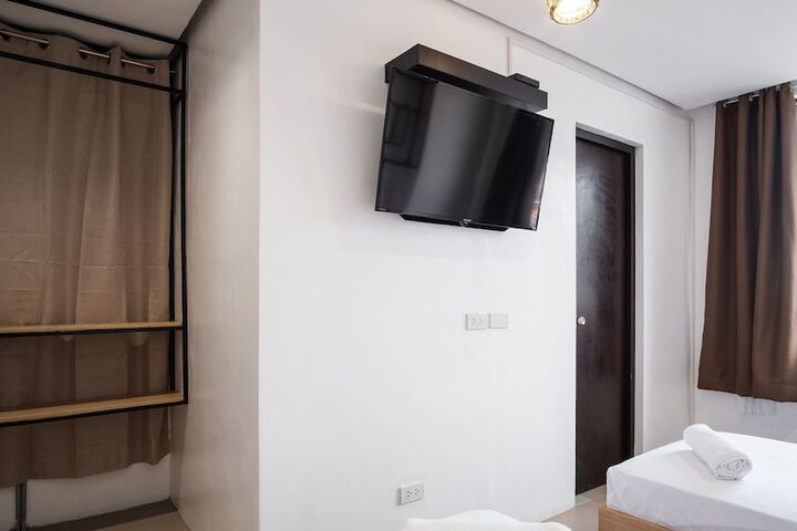 Room 11 of 116