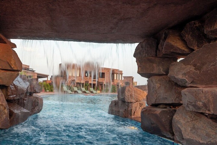 Pool 32 of 46