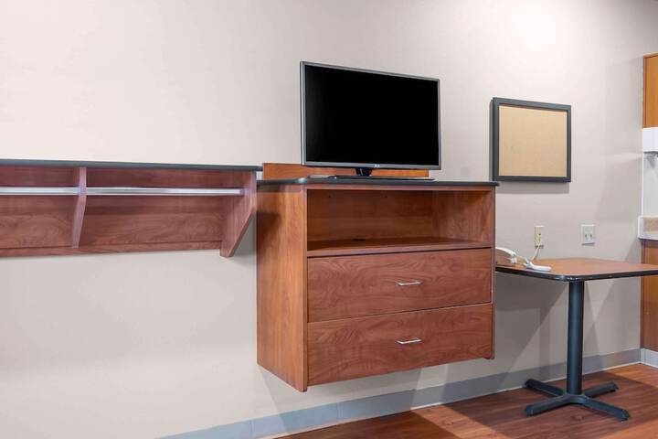 Room 15 of 31