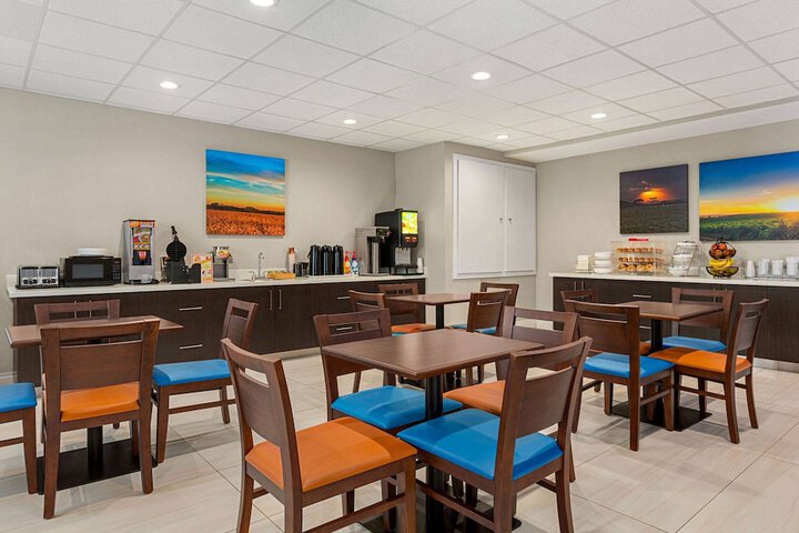 Snack bar