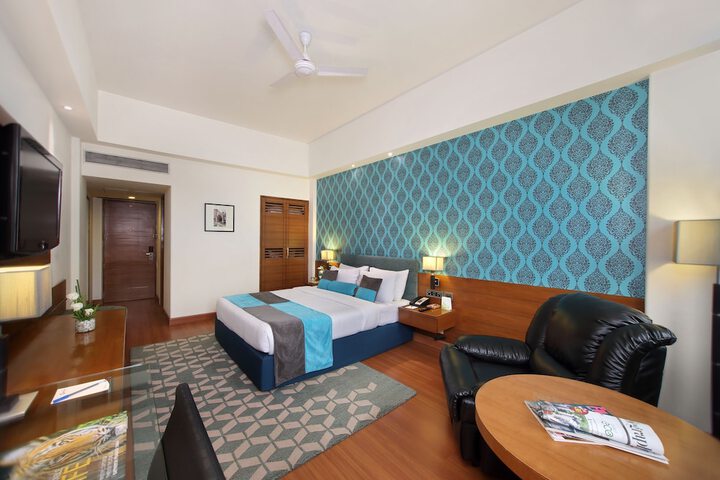 Room 13 of 53