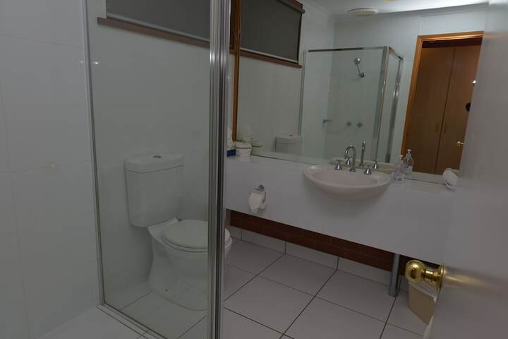 Room 18 of 35