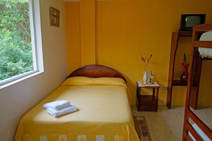 Room 13 of 50