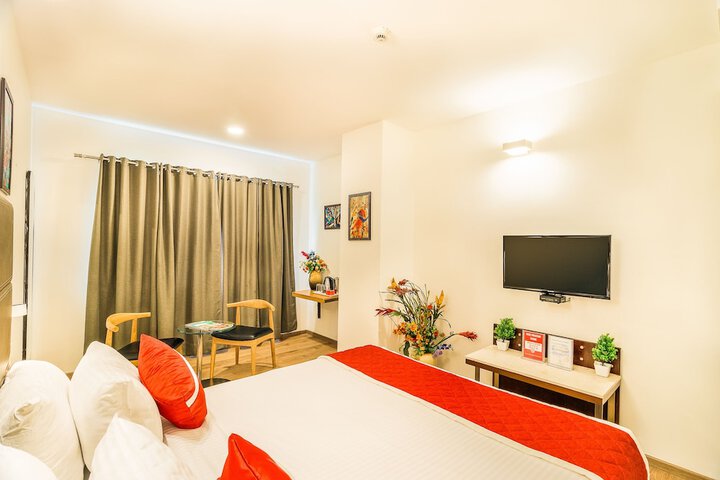 Room 8 of 13