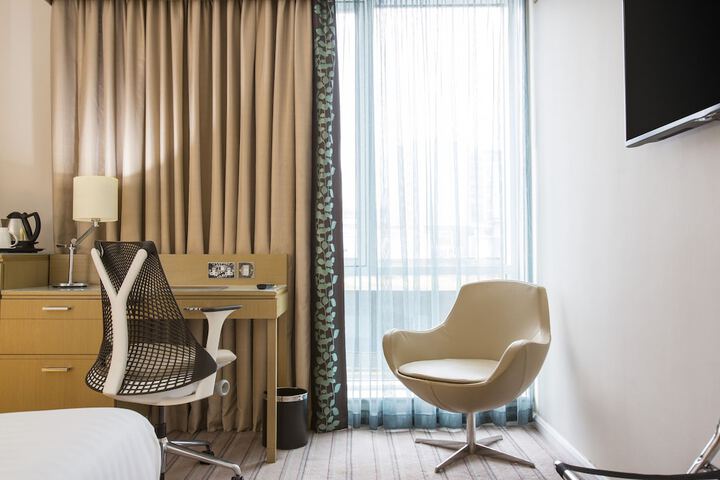 Room 11 of 85