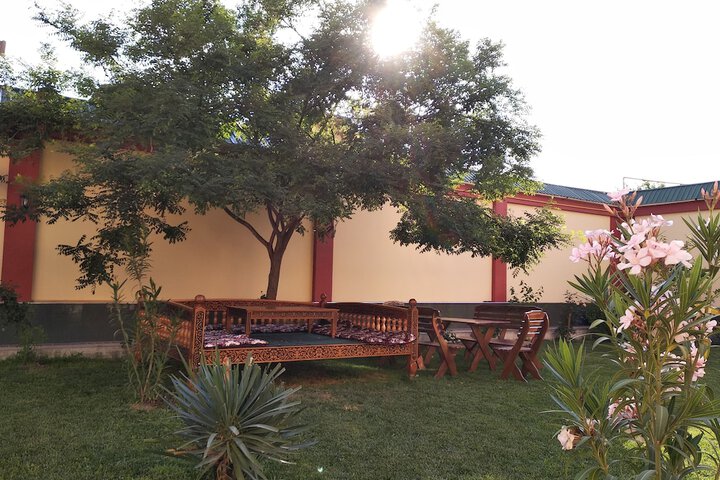 Hotel Exterior 39 of 47