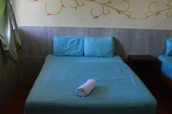 Room 13 of 50