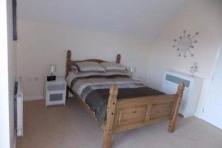 Room 3 of 6