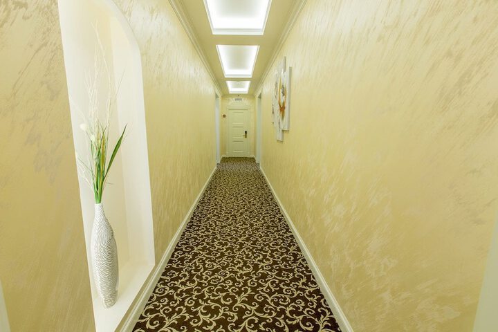 Ballroom/Hall 48 of 52