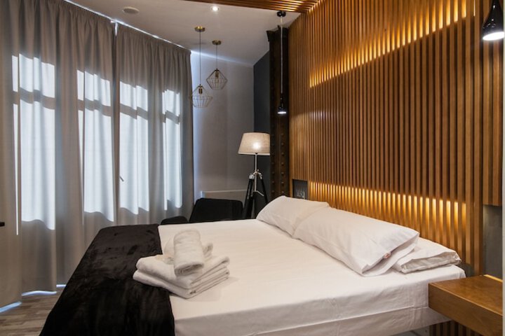 Room 17 of 49