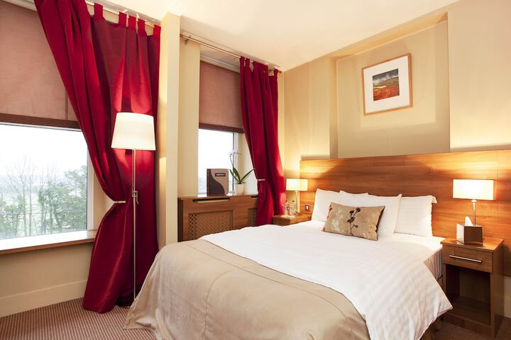 Room 4 of 21