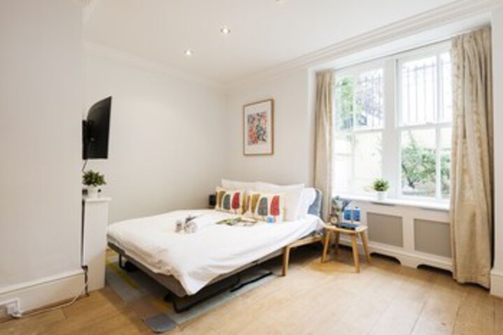 Room 20 of 22