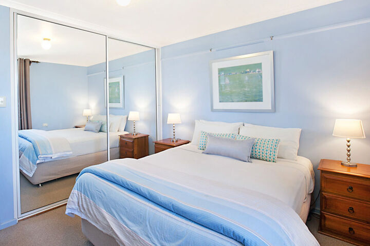 Room 3 of 17