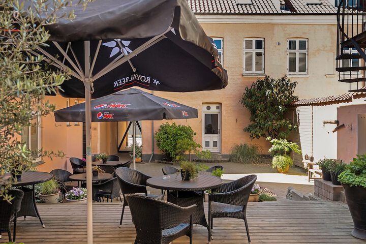 Terrace/Patio 54 of 58