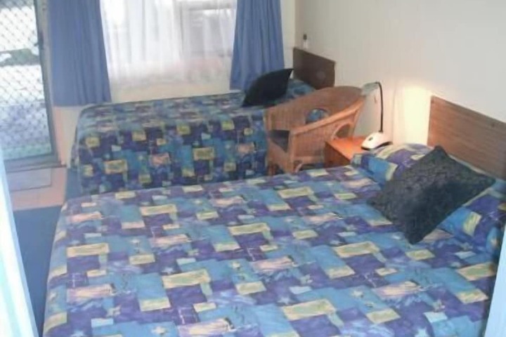 Room 18 of 36