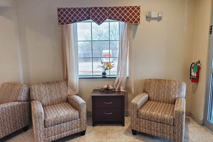 Guest Lobby
