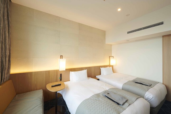 Room 10 of 78