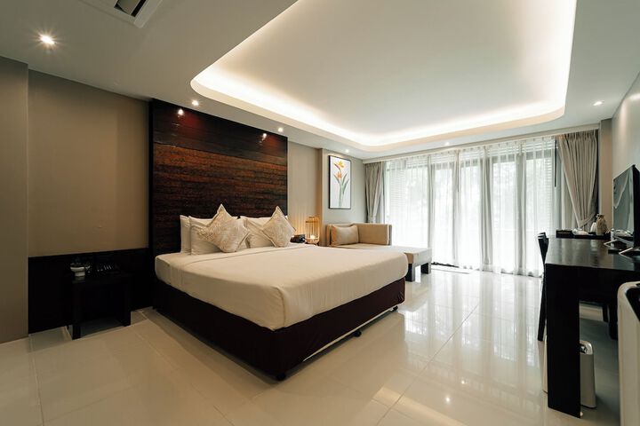 Room 28 of 170