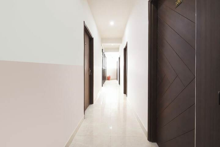 Hotel Interior 2 of 22
