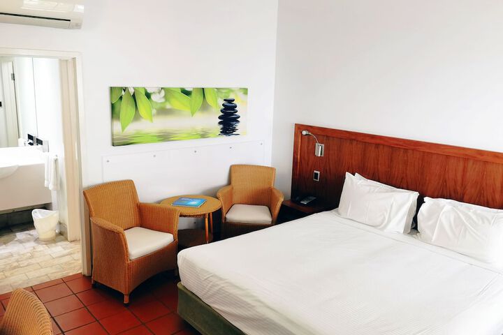 Room 7 of 46