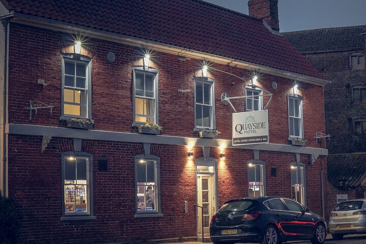 The Quayside Hotel and Bar