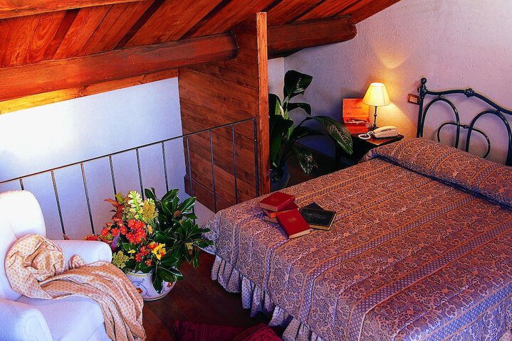 Room 5 of 21