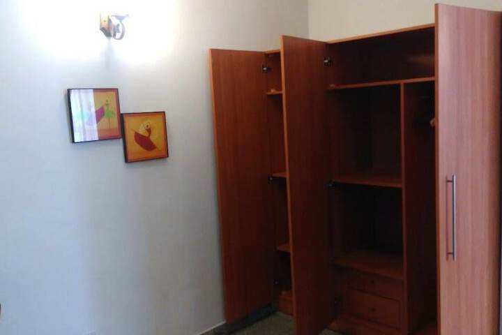 Room 30 of 44