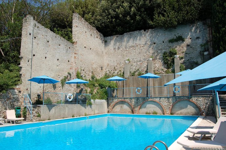 Pool 17 of 47