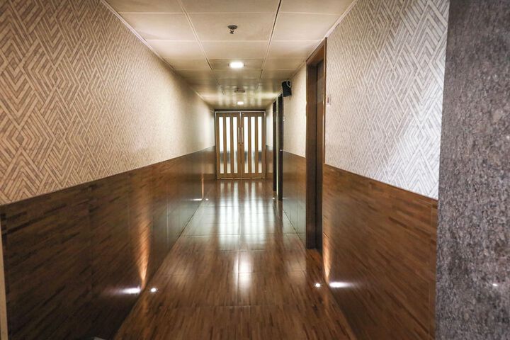 Hotel 4 of 90