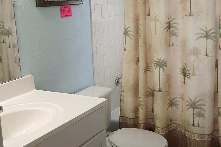 Room 37 of 51