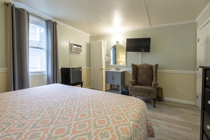 Room 110 of 309