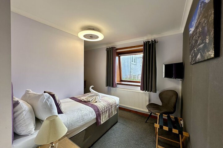 Room 16 of 61