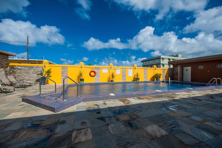 Pools & Facilities