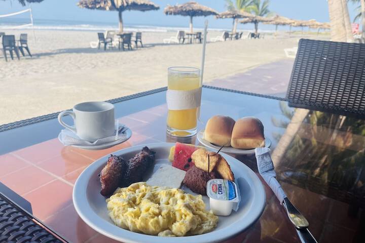 Breakfast/Coffee Service 126 of 189