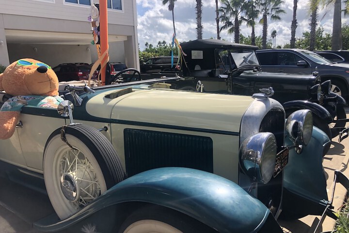 Entertainment 54 of 75