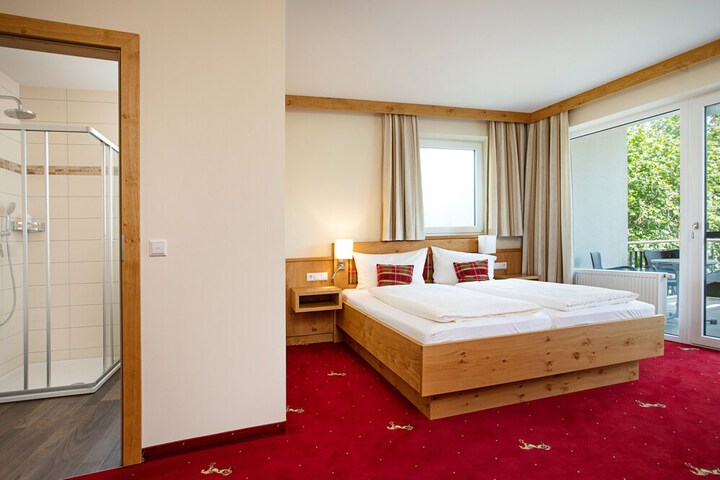 Room 13 of 53