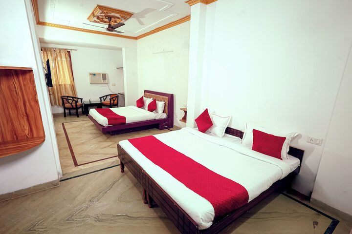 Room 5 of 28