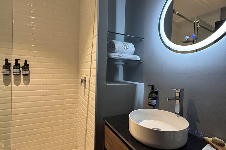 Room 19 of 23