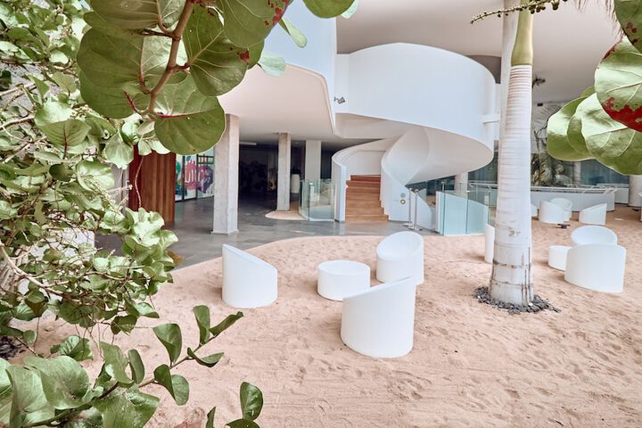 Lobby Photos