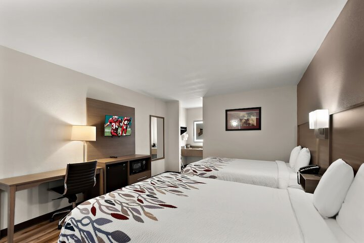 Deluxe 2 Queen Beds Second Floor (8 of 10)