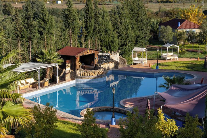 Pool 47 of 66