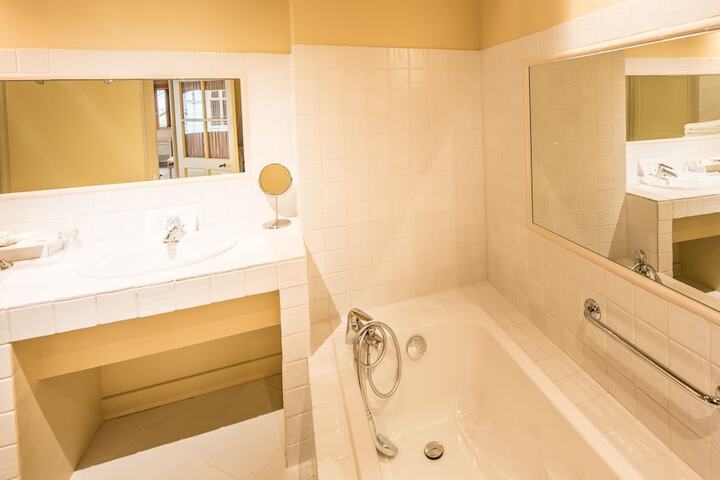 Bath Amenities