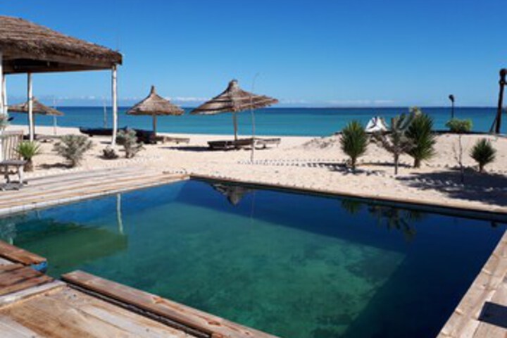 Pool 37 of 65
