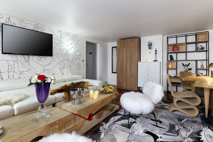 Room 141 of 234
