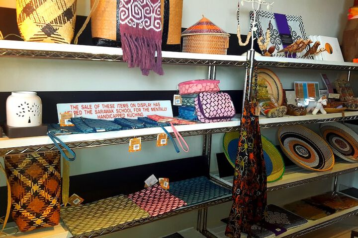 Gift Shop 54 of 73