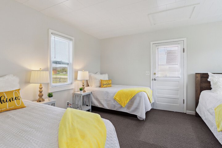 Room 22 of 134