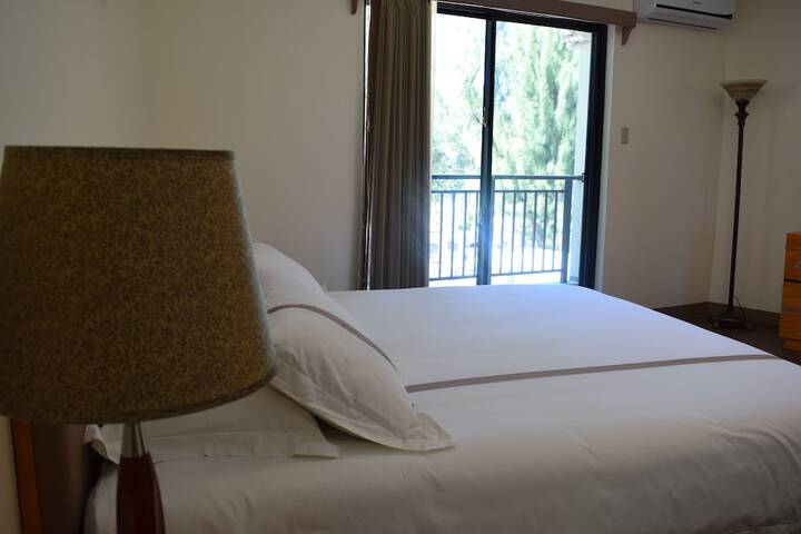 Room 22 of 77